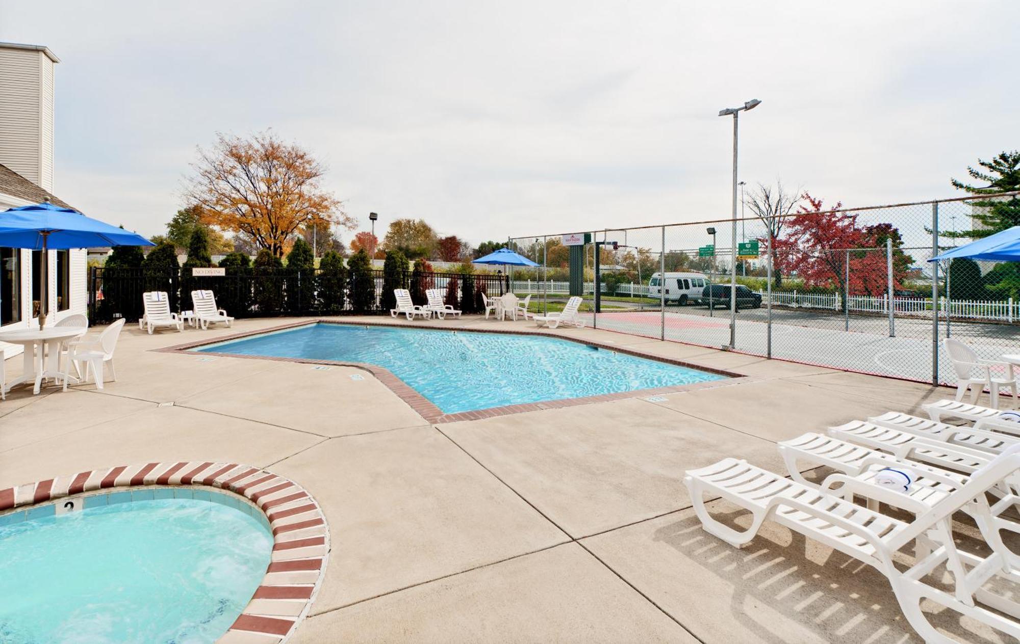 Hawthorn Extended Stay By Wyndham Columbus Exterior photo